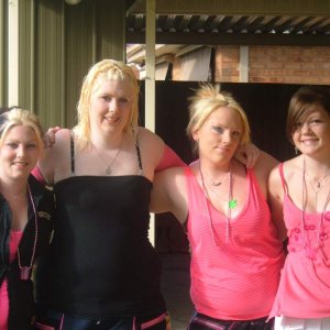 anna, emma, me (suzy) and ray-ray. not friends with any of these girls anymore haha.