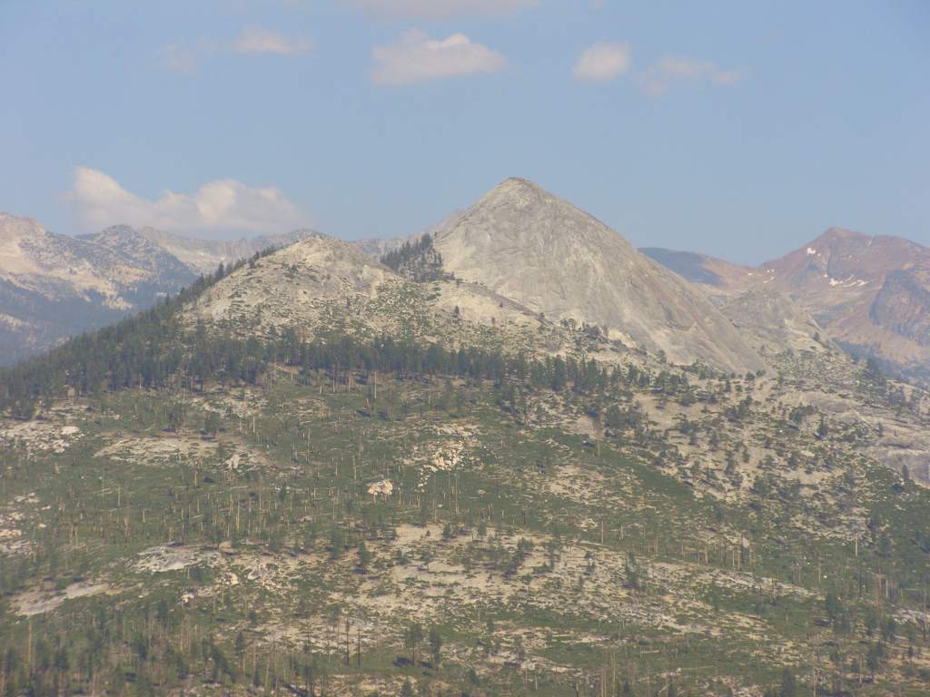 Some more mountains in the Sierras.